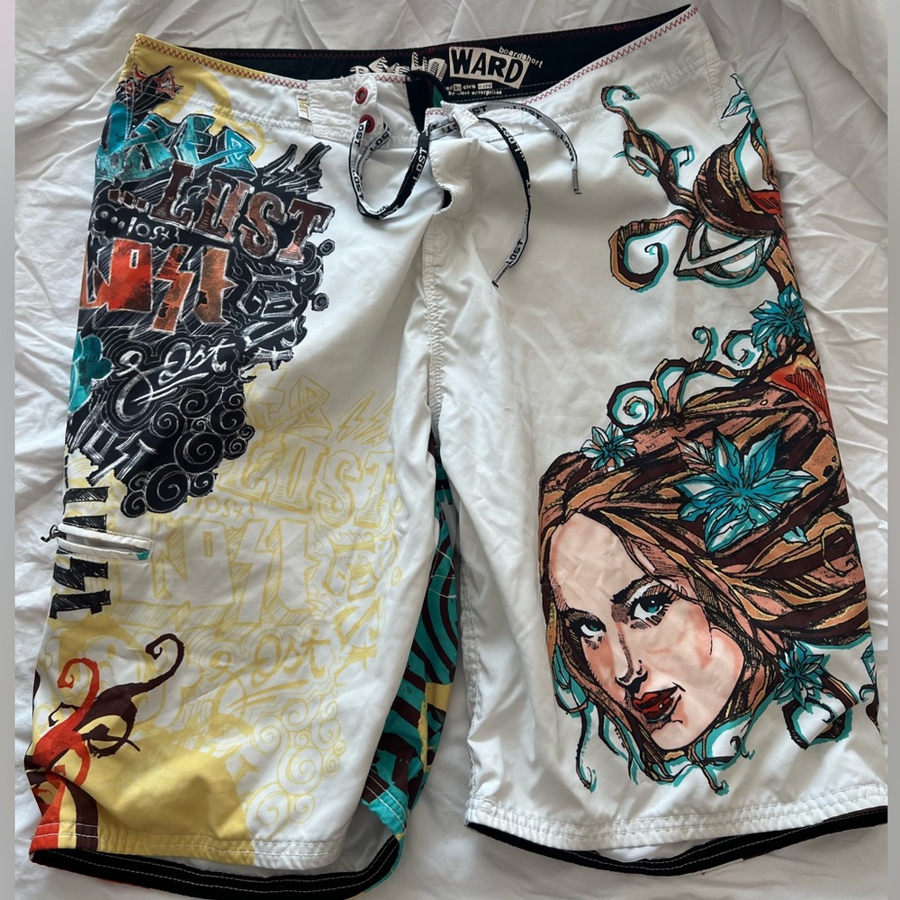 Sz 38 Men’s board shorts